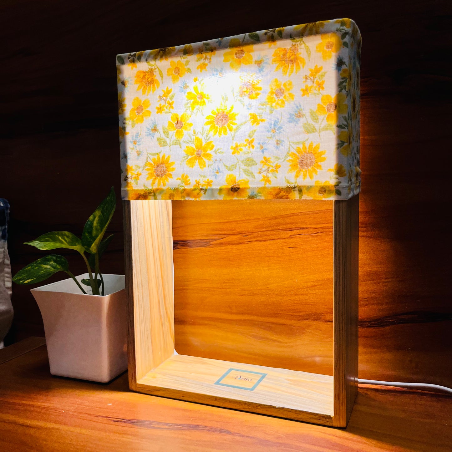 Pine Glow Sunflower Wooden Lamp - (washable Lampshade)