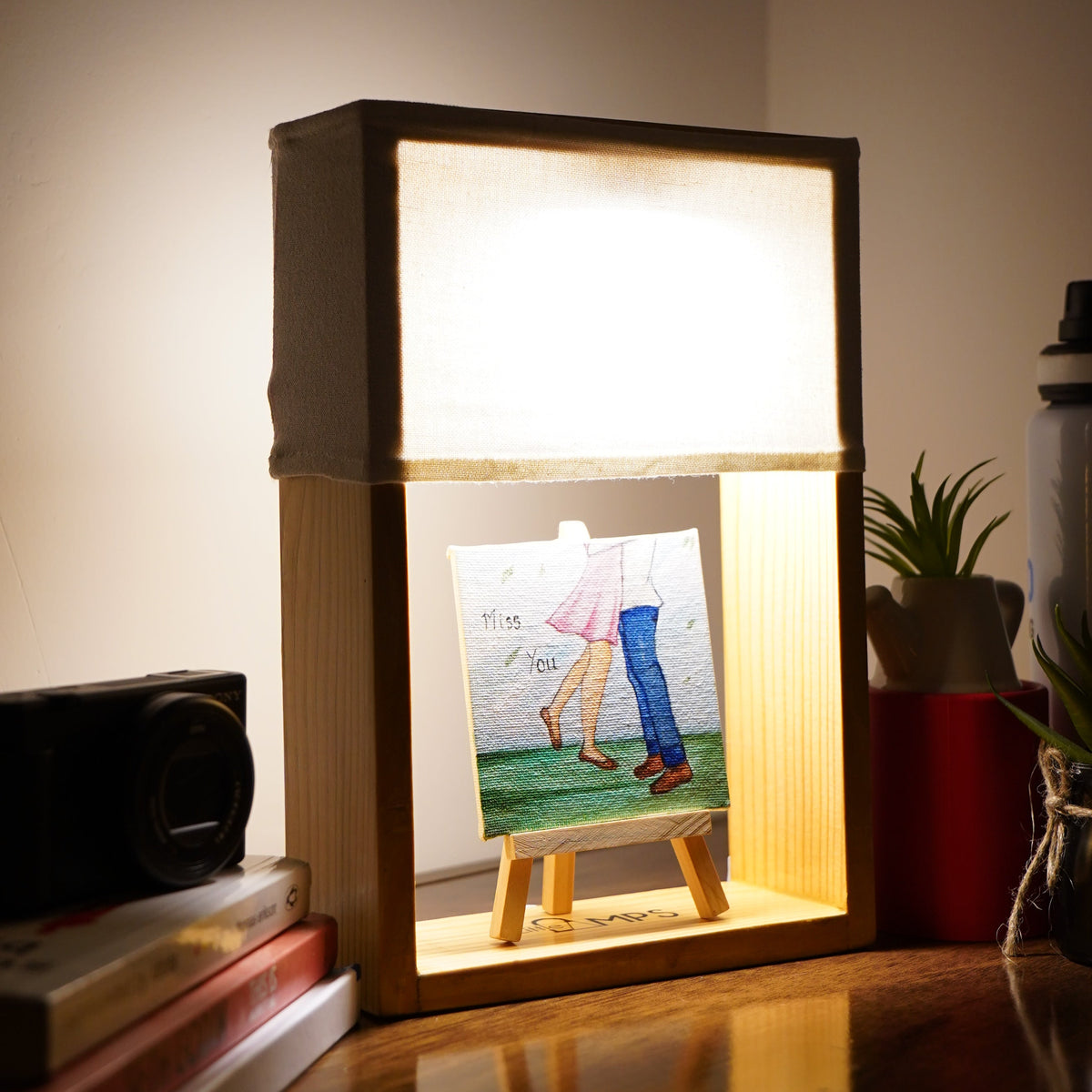 Build Your Own Lamp – Pick a Shade, Add an Artwork