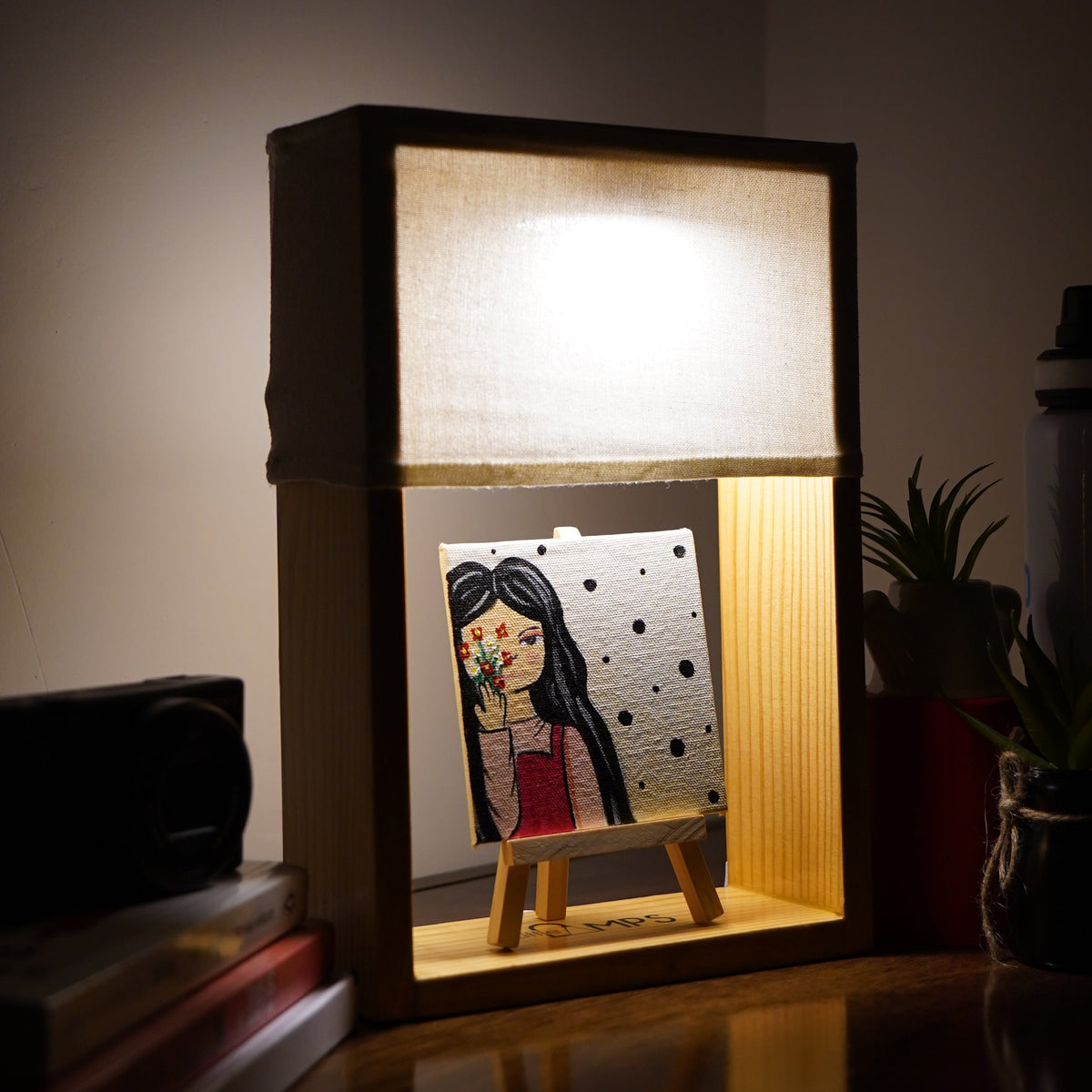 Build Your Own Lamp – Pick a Shade, Add an Artwork