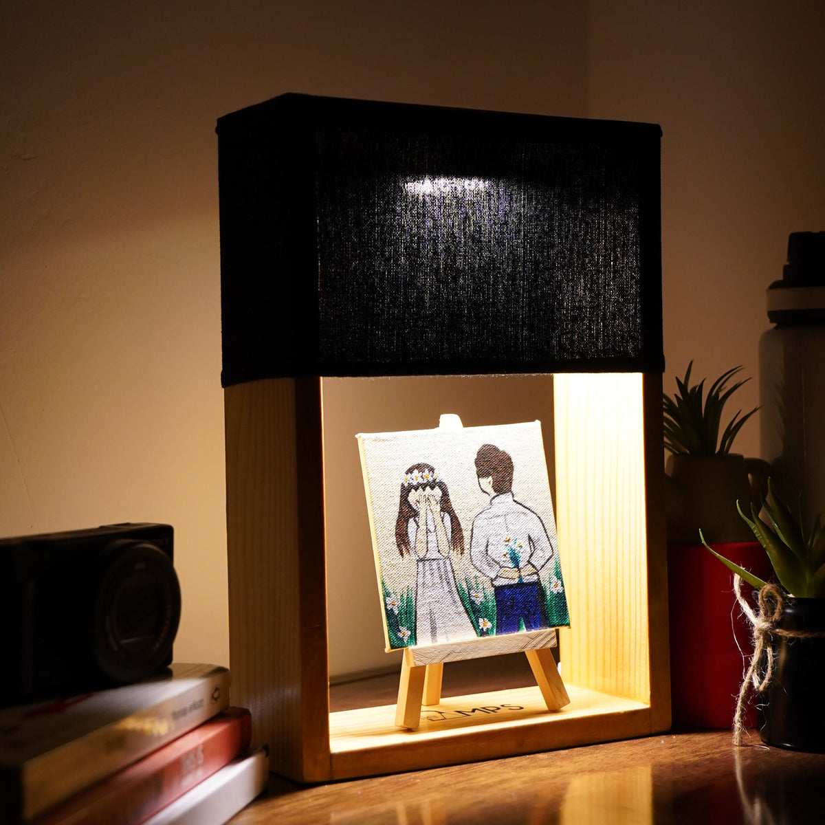 Build Your Own Lamp – Pick a Shade, Add an Artwork