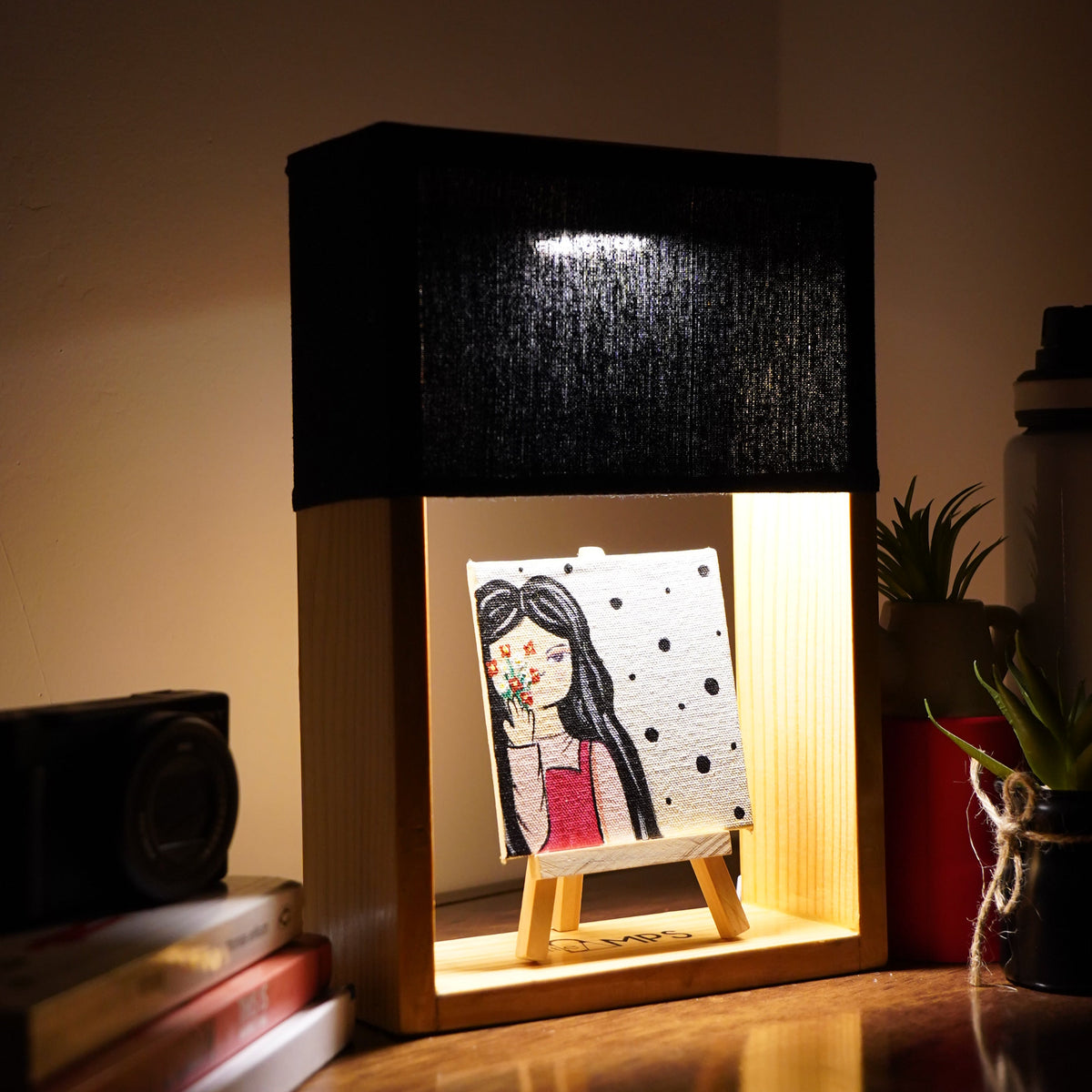 Build Your Own Lamp – Pick a Shade, Add an Artwork