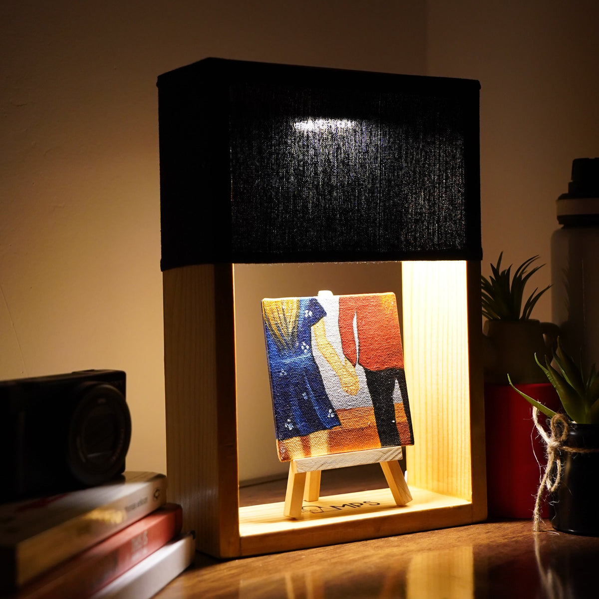 Build Your Own Lamp – Pick a Shade, Add an Artwork