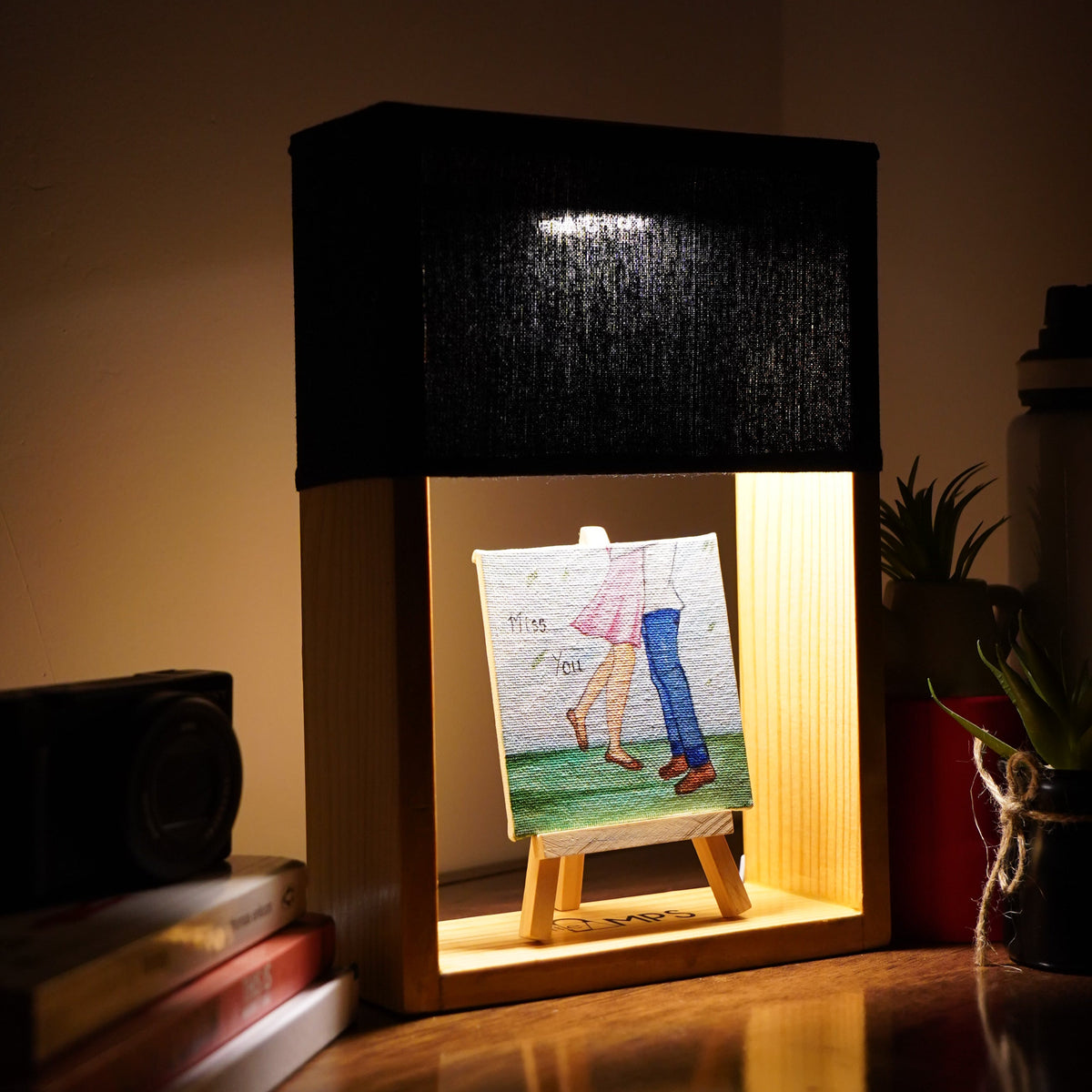 Build Your Own Lamp – Pick a Shade, Add an Artwork