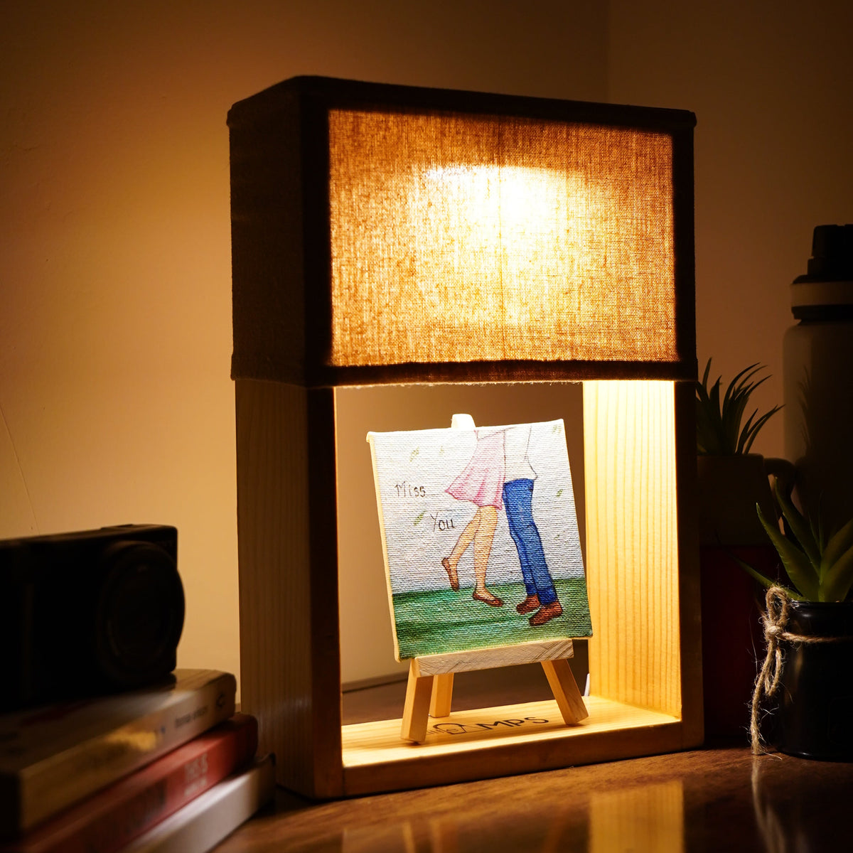 Build Your Own Lamp – Pick a Shade, Add an Artwork