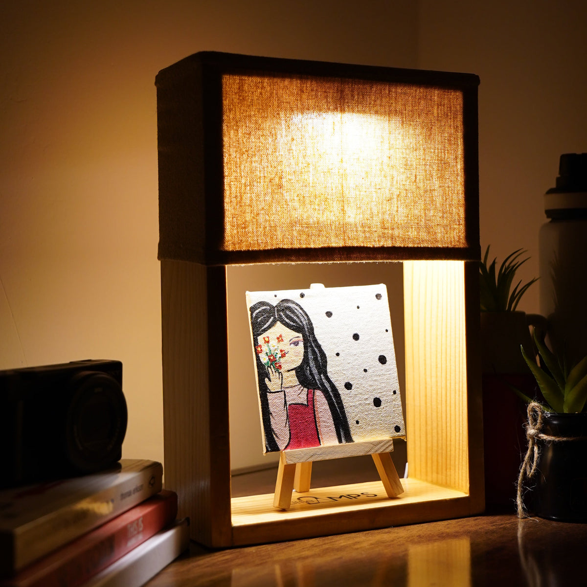 Build Your Own Lamp – Pick a Shade, Add an Artwork
