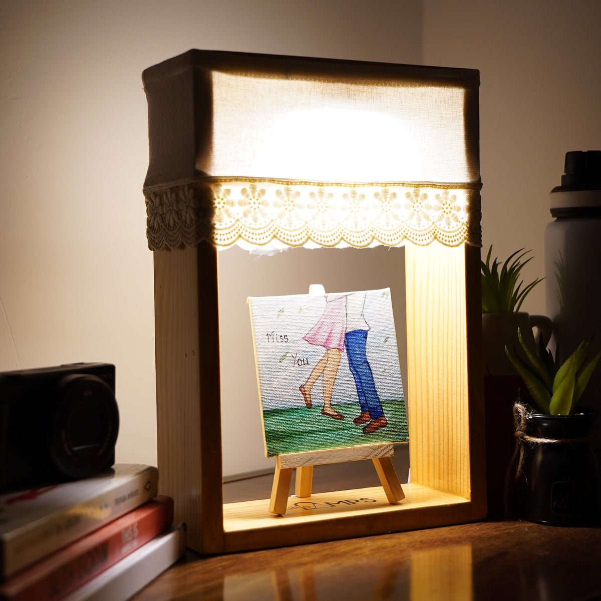 Build Your Own Lamp – Pick a Shade, Add an Artwork