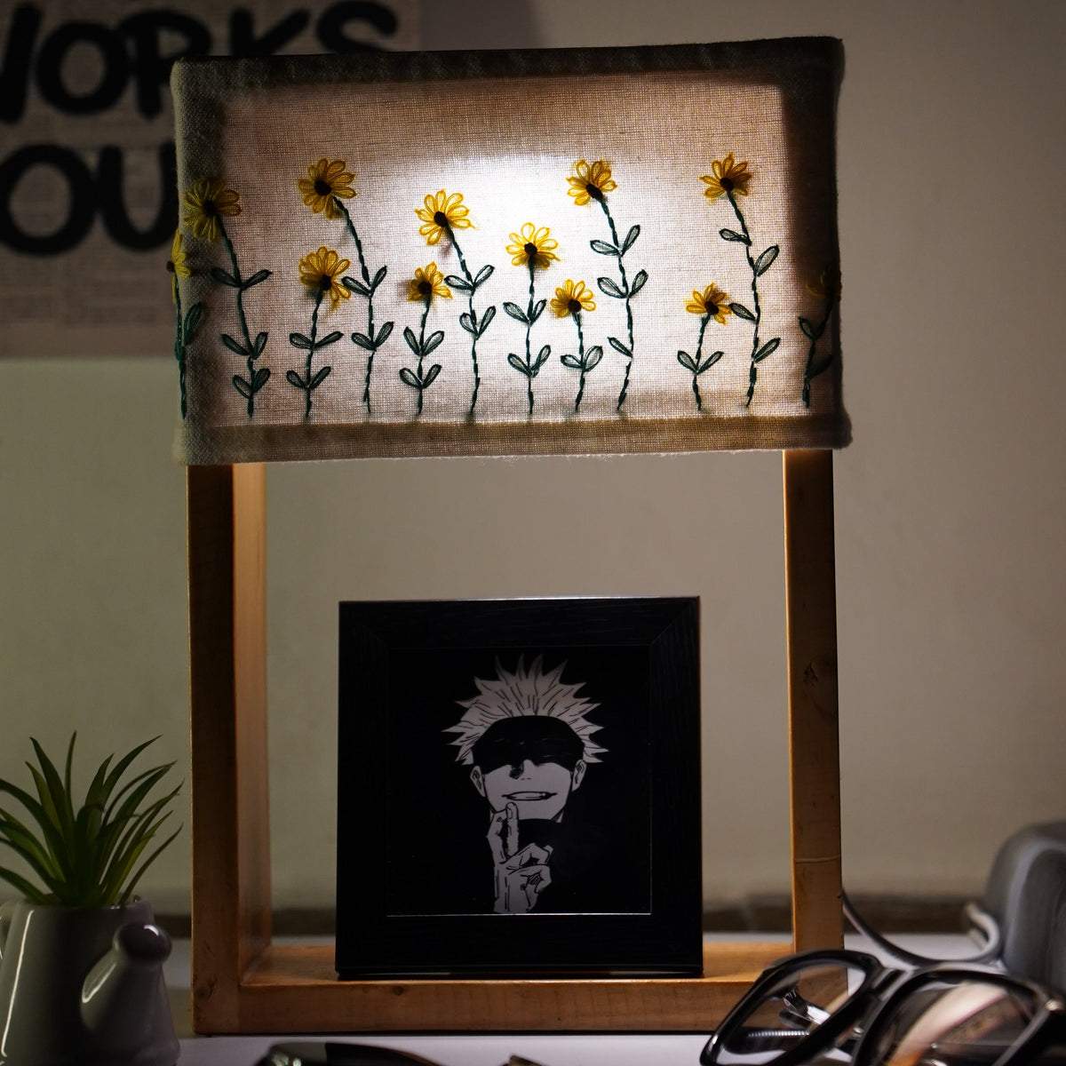 Build Your Own Lamp – Pick a Shade, Add an Artwork