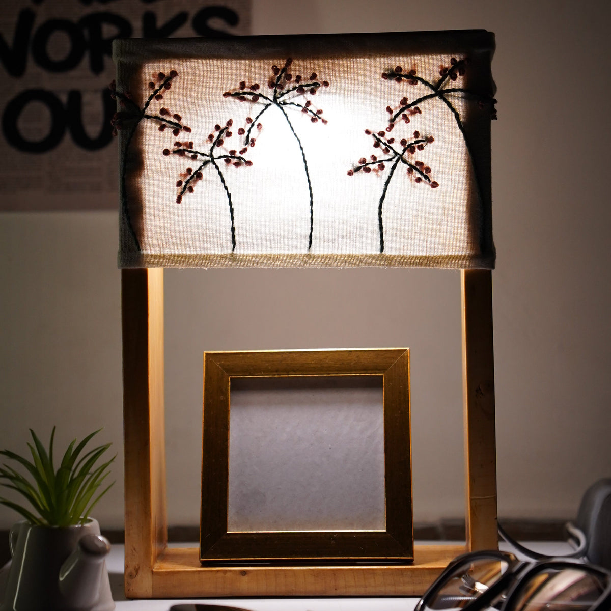 Build Your Own Lamp – Pick a Shade, Add an Artwork