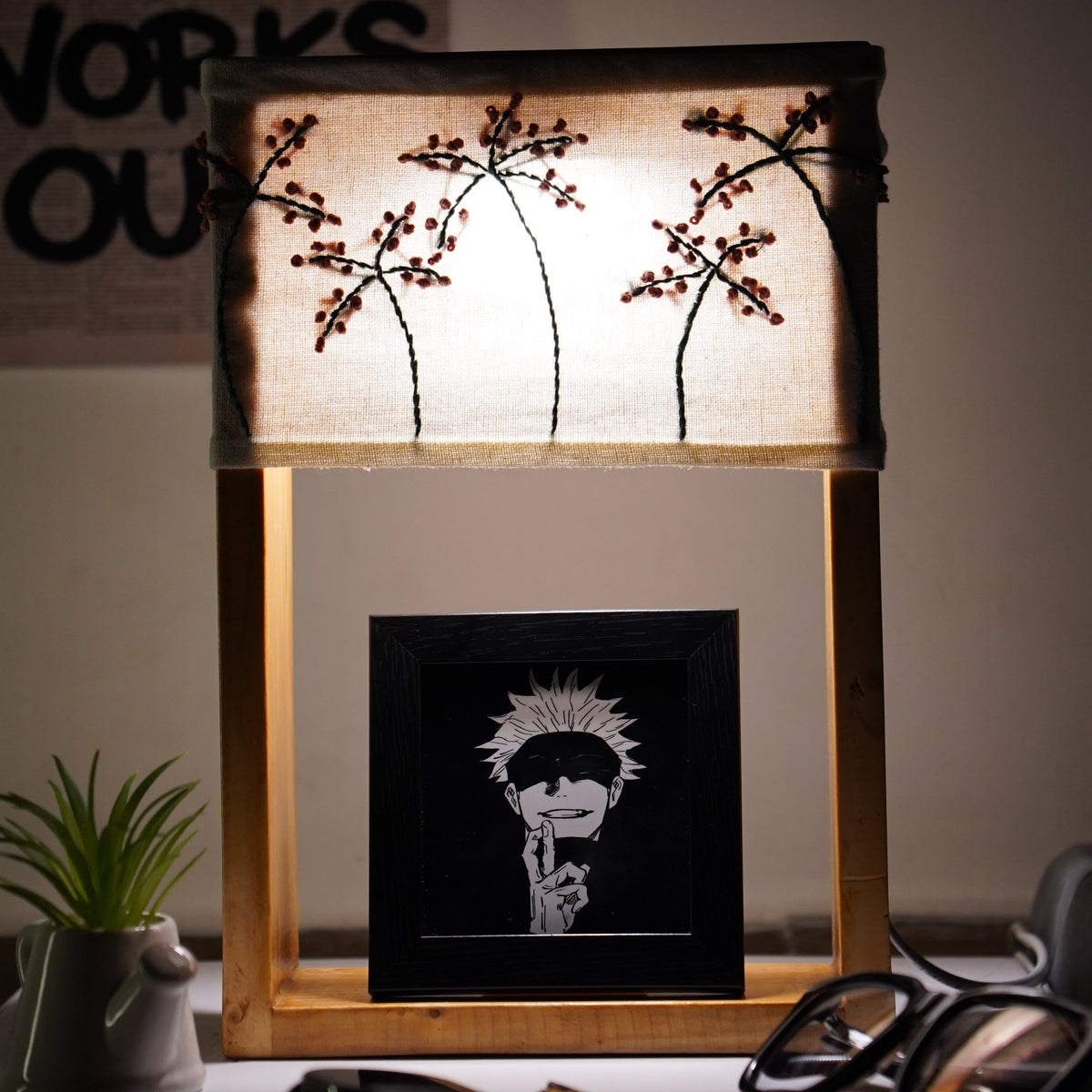 Build Your Own Lamp – Pick a Shade, Add an Artwork