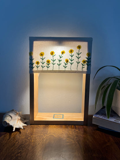 Pine Glow Sunflower Lamp – Handmade Wooden Table Lamp with Embroidery