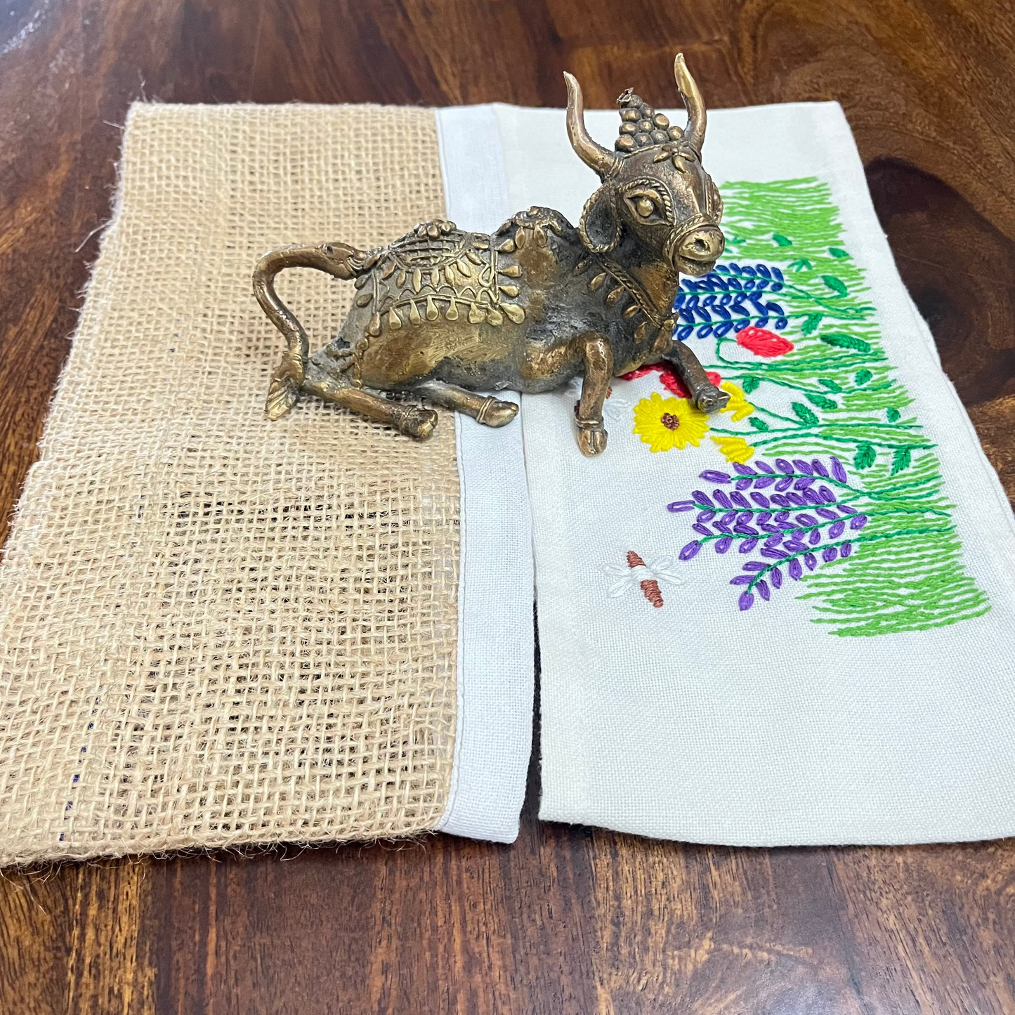 Pine Glow Kamal Nandi Table Lamp with Nandi in Dokra Art and 2 interchangeable Lampshades