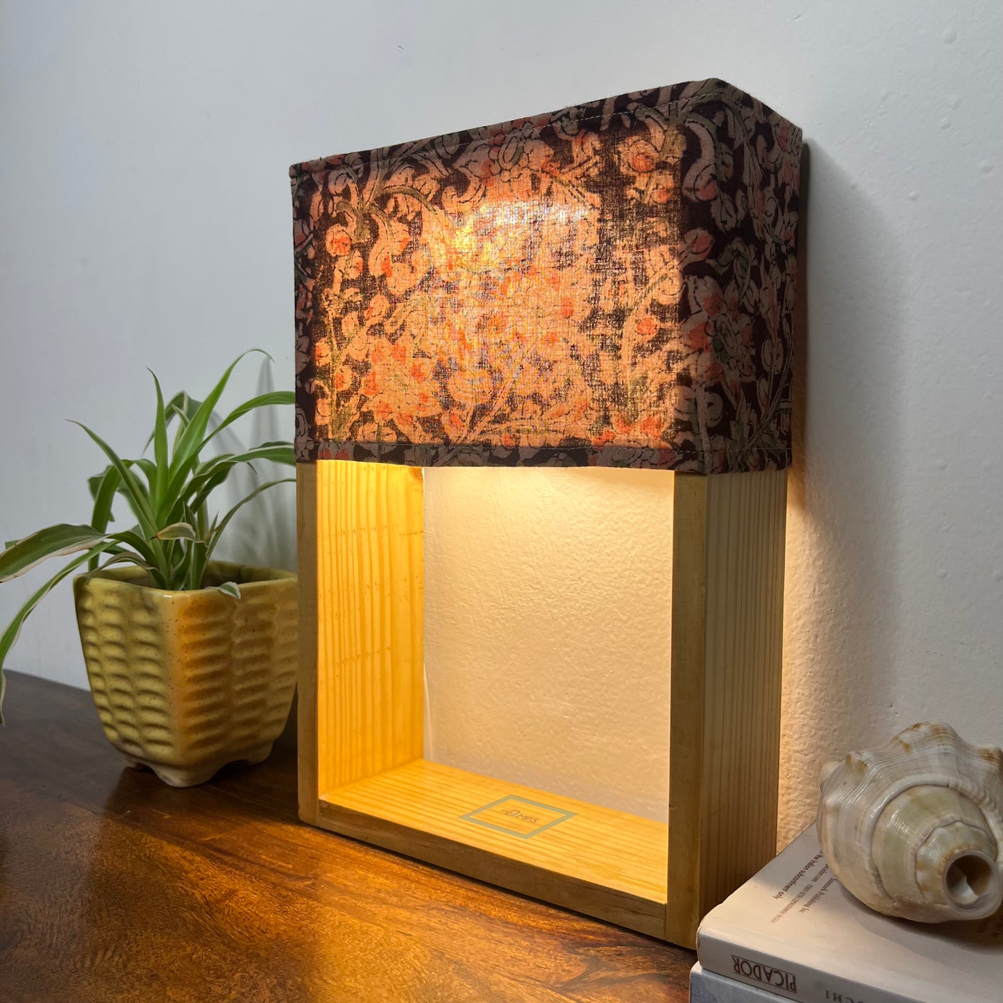 pine glow | Rustic Floral Glow